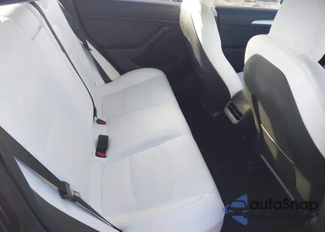 2021 Tesla Model 3 Standard Range Plus Rear-Wheel Drive from USA, damaged, VIN 5YJ3E1EA3MF085932